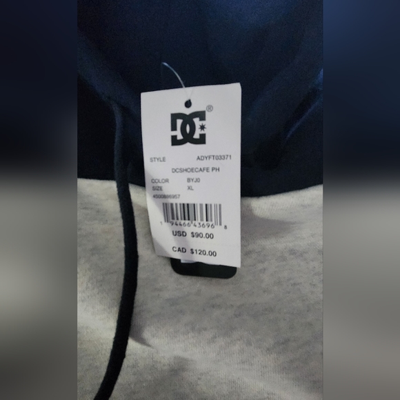 NWT DC SHOES "CAFE" EDITION XL WARM SWEATER - Picture 2 of 3